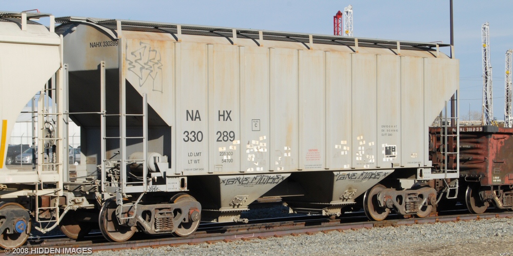 NAHX 330289 - Freight Car Photos - Hiddenimages.ca
