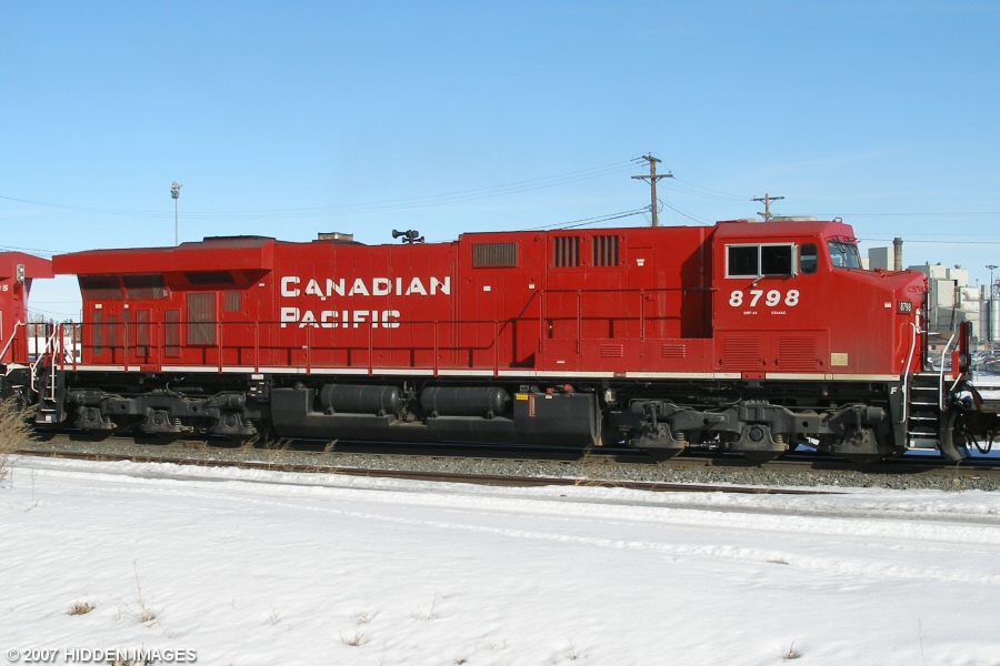 CP 8798 - Locomotive Photos - Hiddenimages.ca